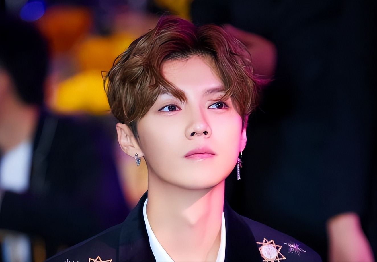 这一次，鹿晗和杨洋比是彻底赢麻了。娱乐圈不是所有人都是鹿晗。