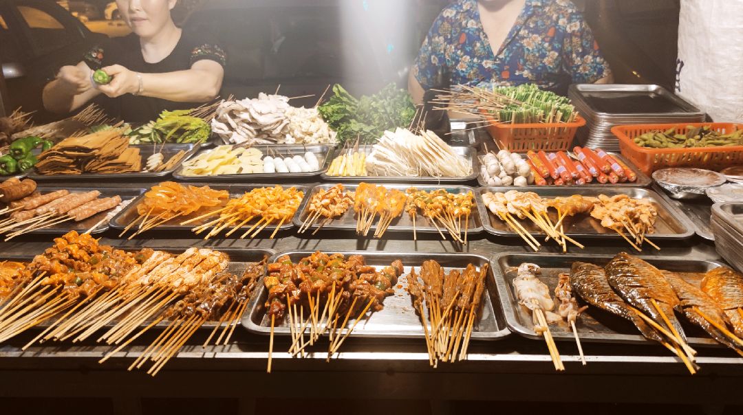 摆摊卖炒粉一年挣多少钱,我在深圳被裁员