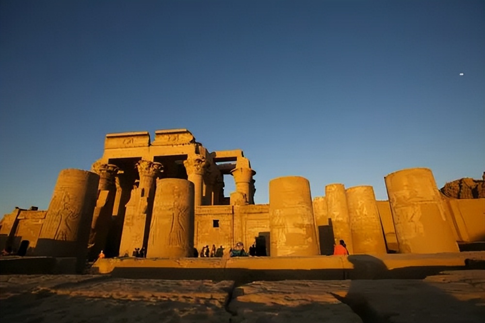 古埃及为什么没有留下标志性建筑,古埃及和古希腊建筑的主要代表