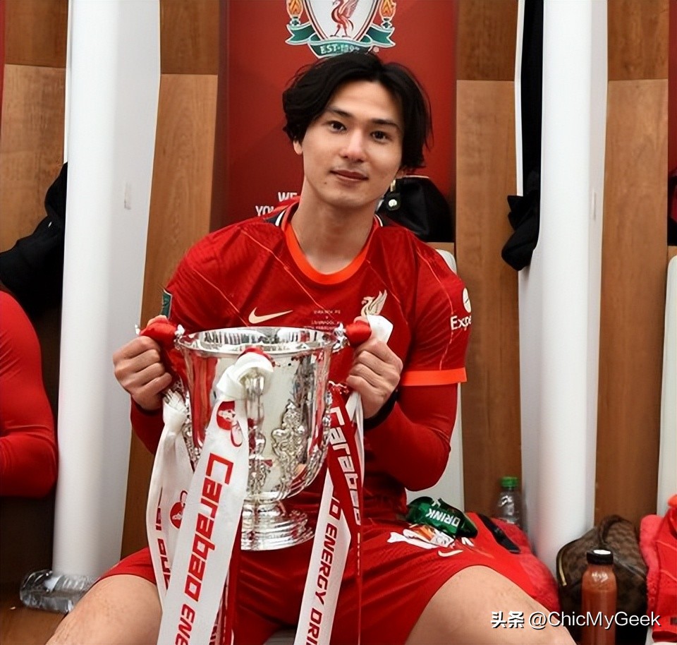 日韩足球赛日本帅哥,世界杯帅哥盘点内马尔