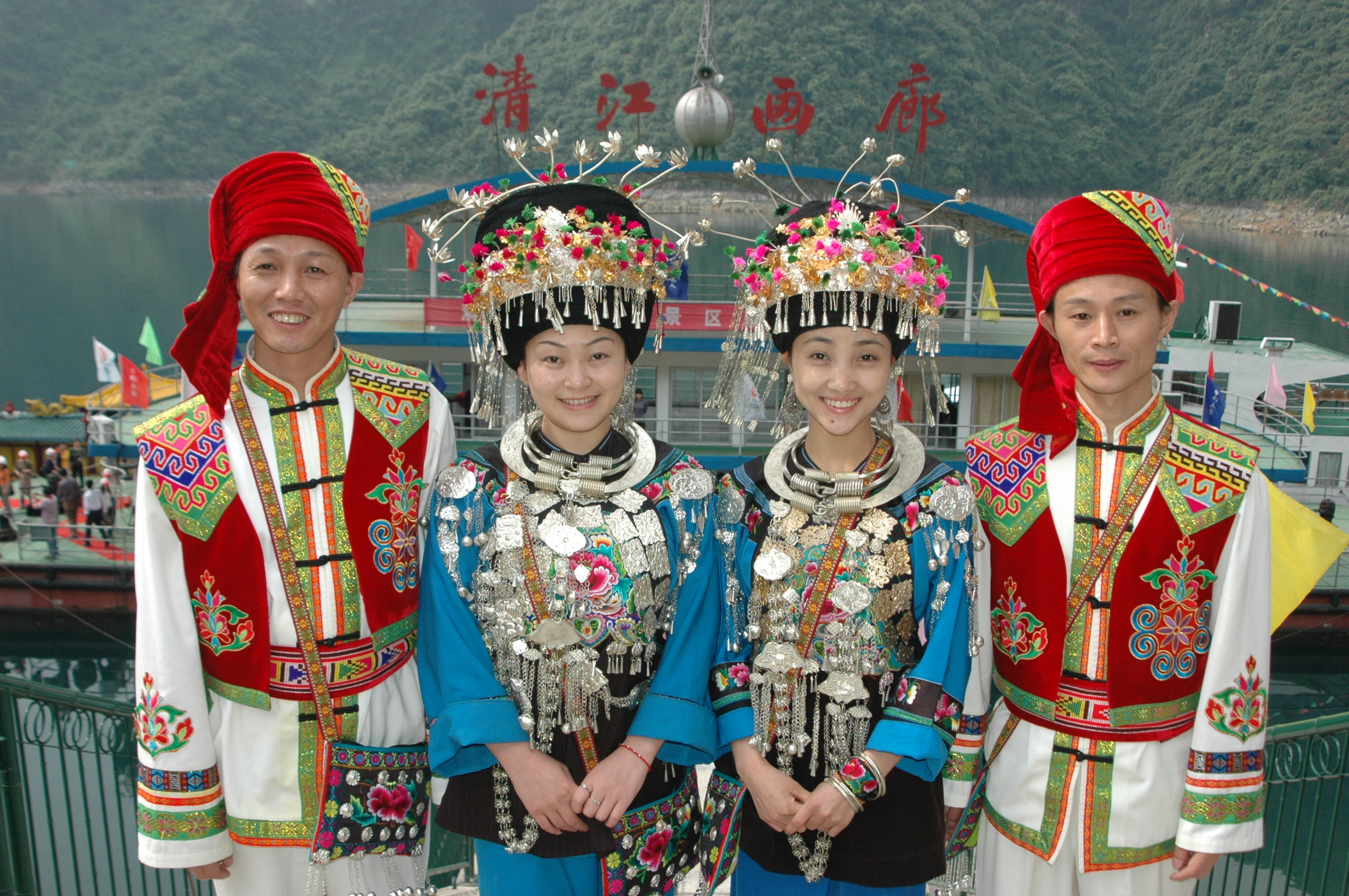 清江古诗杜甫,杜甫《清江》