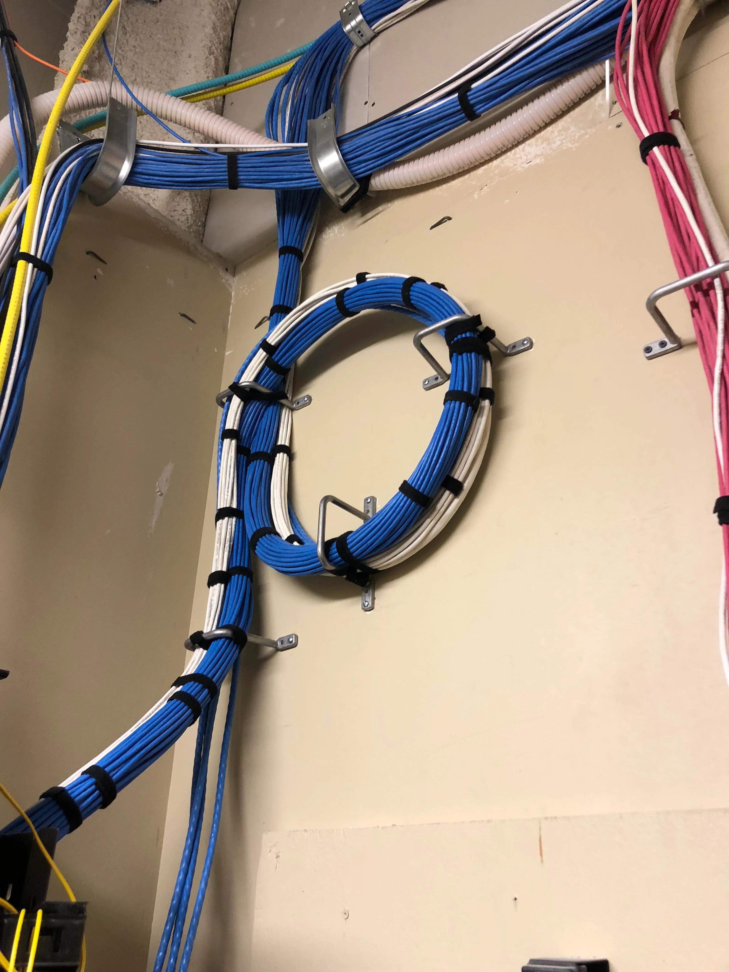 超六类线速率只有100mbps,8芯线全通还是达不到千兆