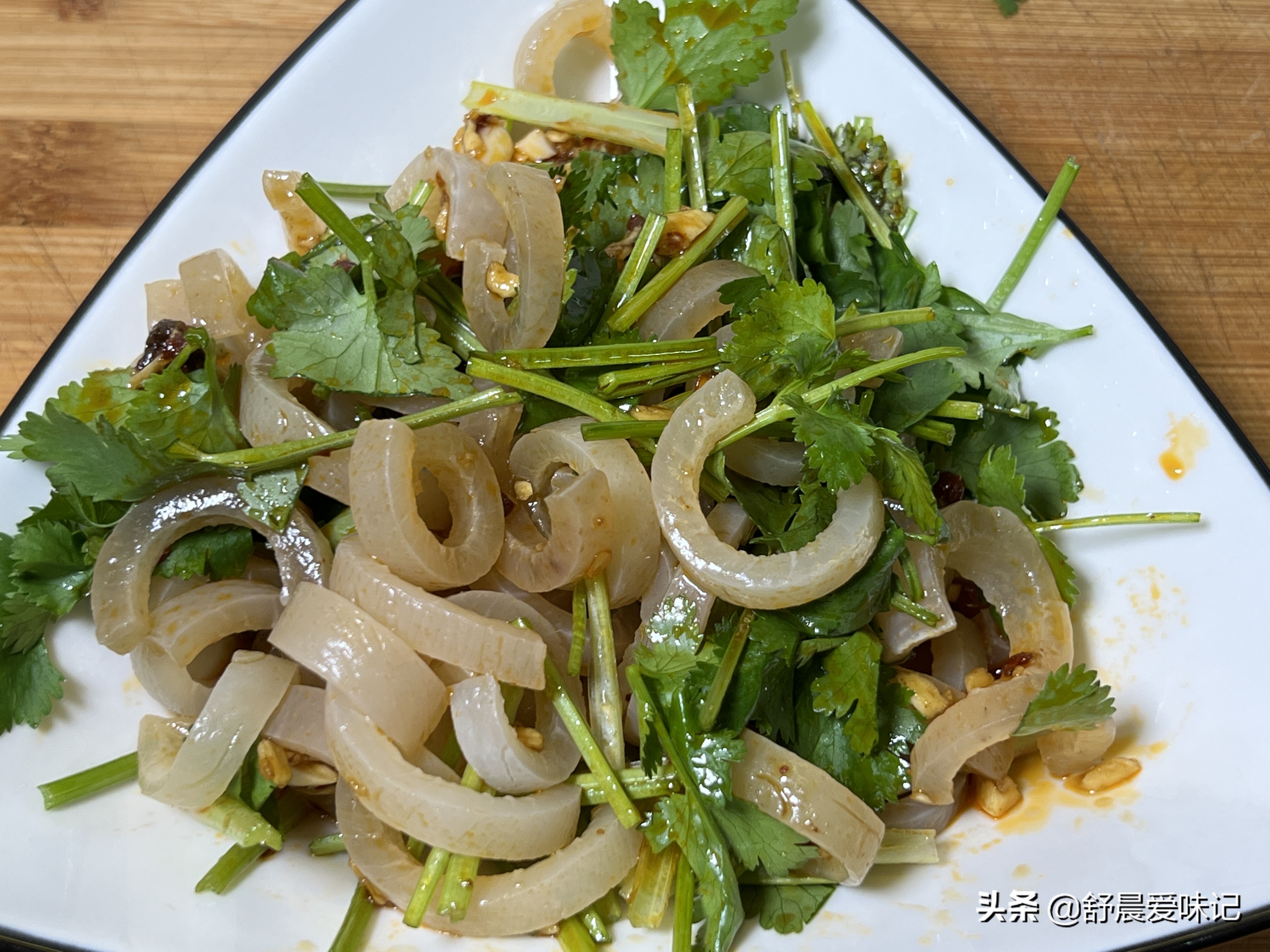 做香肠剩下的肠衣能不能冻上,香肠剩下的猪皮怎么做好吃