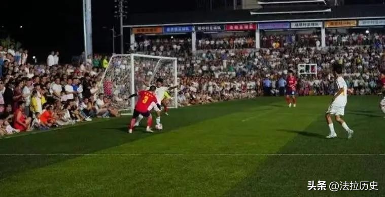 董路炮轰村超引不满,董路嘲讽贵州村超被反驳