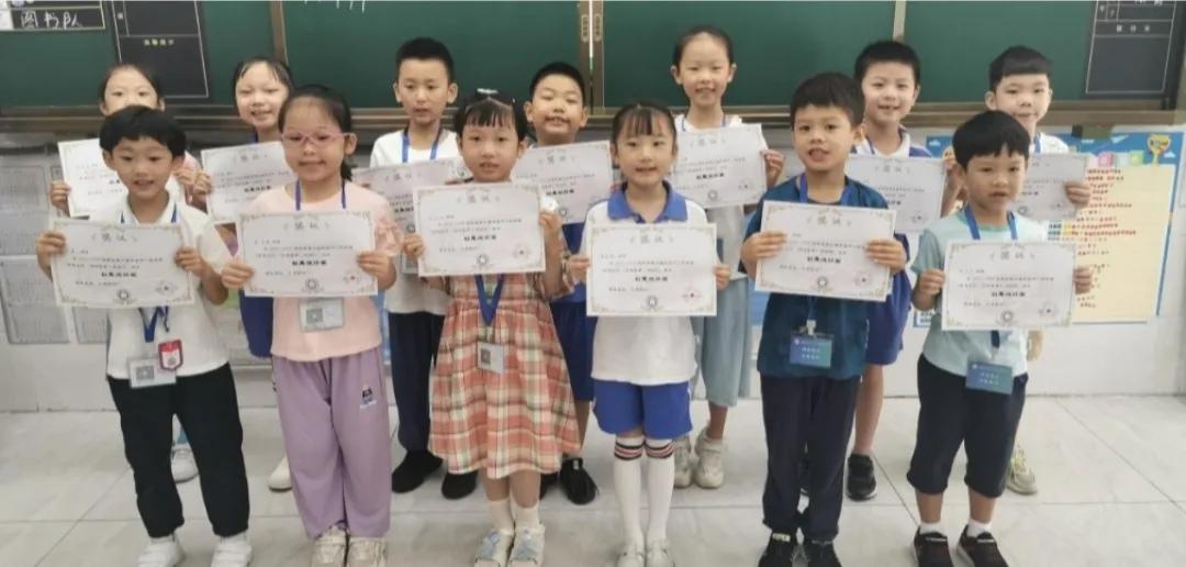 全班升级一个都不能少，幸逢良师！点亮未来