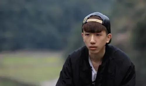 令人心酸不已的“45元的生日饭”事件:曝出家长所谓的穷养。