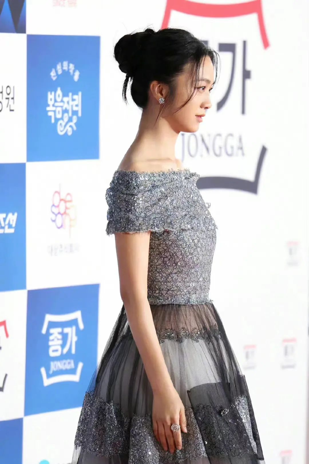 汤唯什么电影拿下韩国青龙奖影后,汤唯青龙奖影后韩国人评价