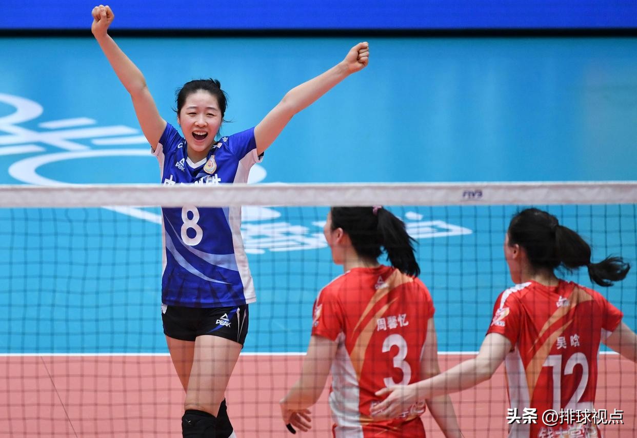 女排联赛12月9日赛程前瞻，辽宁女排应该启用198的副攻程文