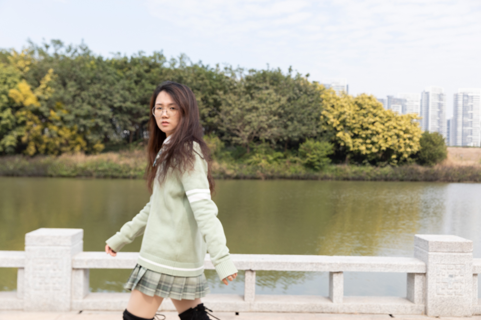 相机拍照对焦模糊怎么解决,相机对焦快照片是不是不容易模糊