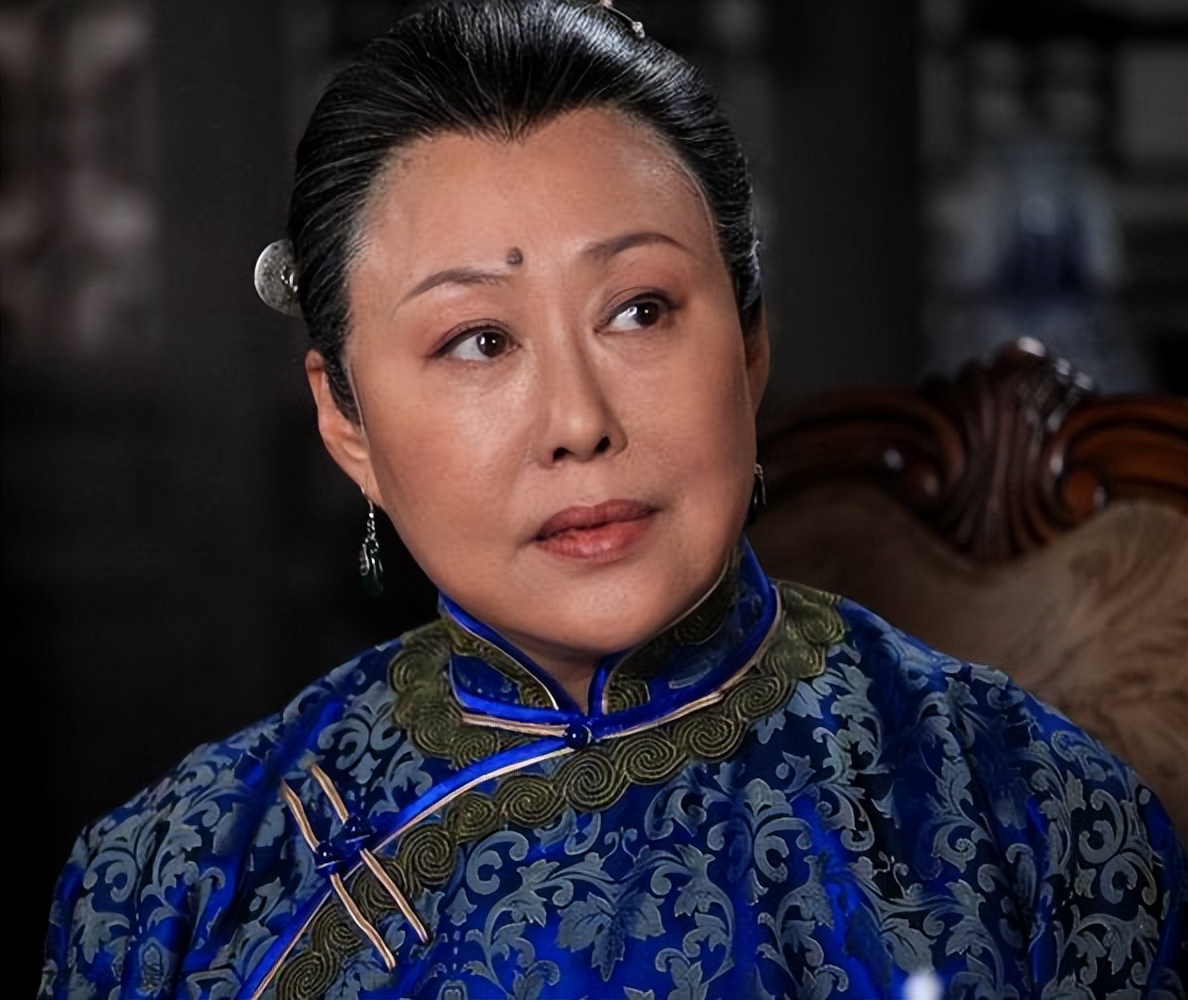 《大宅门》：关于宅门题材电视剧封建残余禁锢着剧中人物命运走向