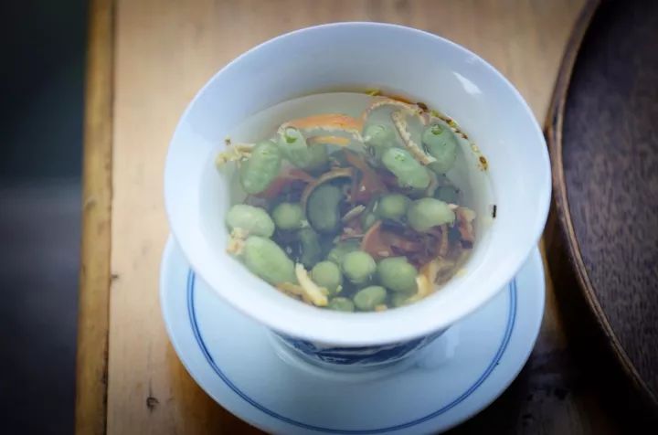 乌镇是个很美很美的地方,乌镇一个让人流连忘返的地方