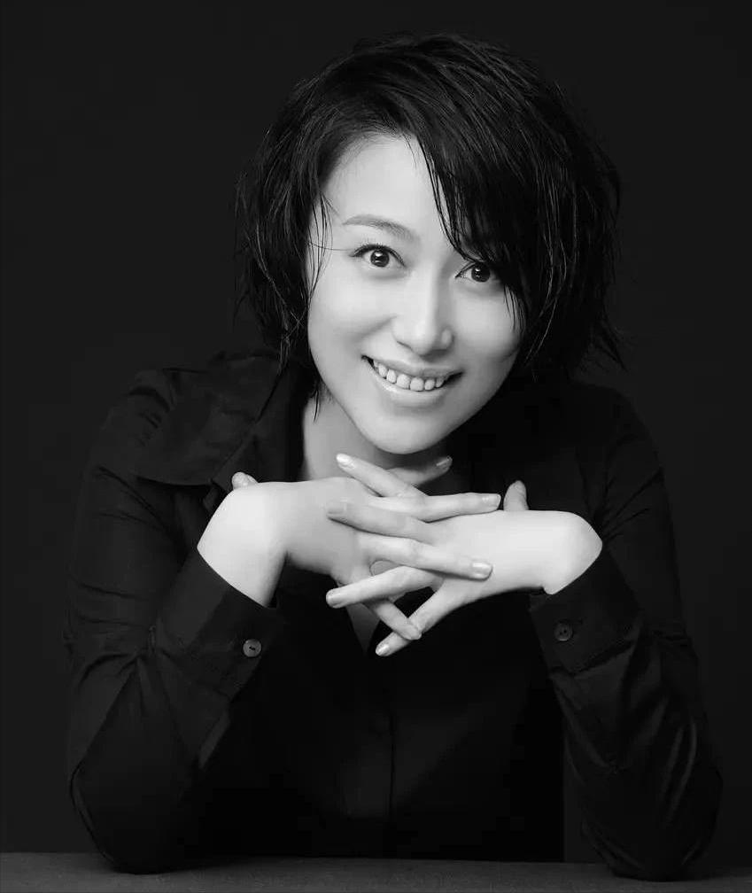 女演员丁柳元的抖音短视频,丁柳元惊艳写真集