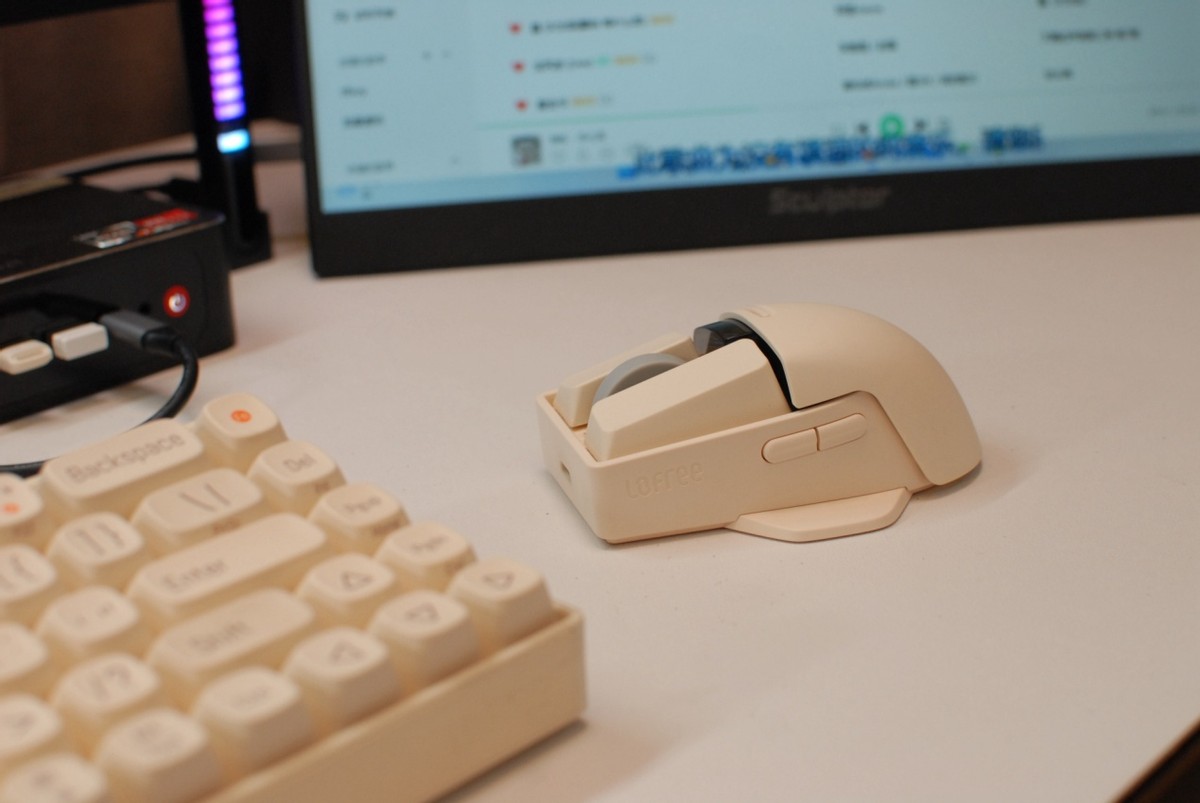 小翘三模无线鼠标体验：PBT插拔按键，免驱精调DPI