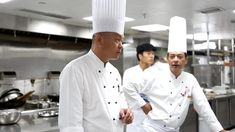 你知道做厨师都有哪些出路么,为什么学做厨师越来越少