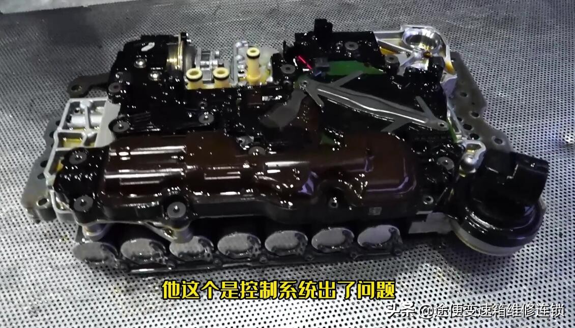 变速箱故障灯亮了什么原因造成的,变速箱故障灯亮有什么原因