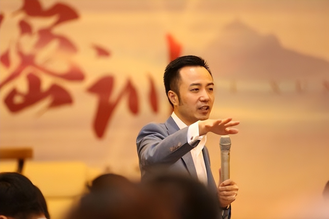 俞凌雄演讲从小到大的经历,俞凌雄讲自己的成长经历