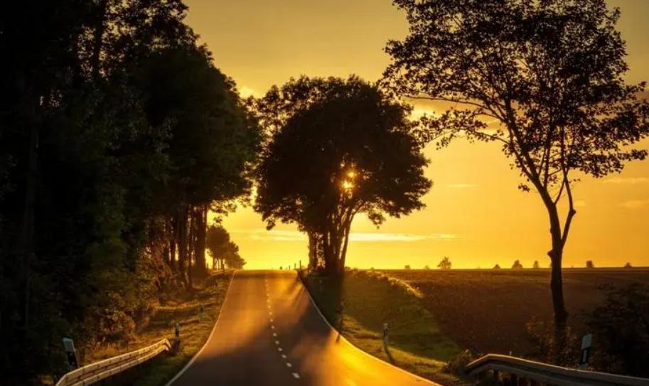 岁月流逝的古诗词名句,时光如水的古诗词