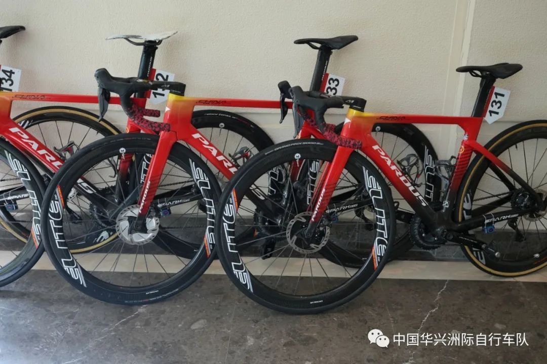 舒沙自行车赛S3：华兴队稳健完赛期待爬坡决胜