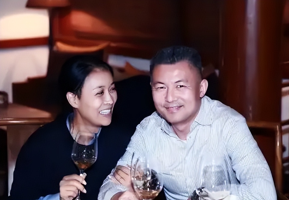 那英孟桐婚姻,那英现任丈夫孟桐照片