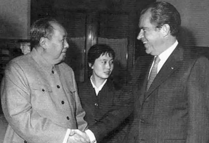 美国网友不解：我们美国多次帮助过中国，为何他们不知道感恩呢？