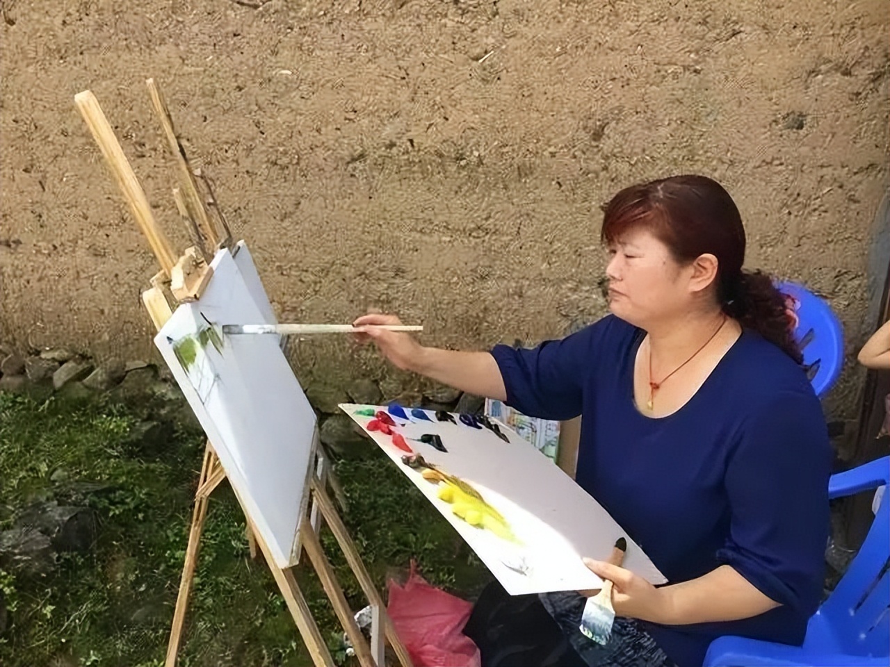 草根农妇200元画作PK国宝艺术家1000万画作，引全网激烈争论