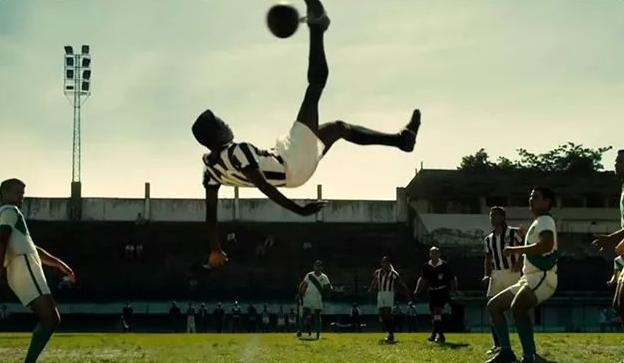 世界公认的三位球王,巴西球王贝利哪一个球踢得最好