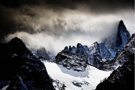 始祖鸟山系限量版,始祖鸟systema系