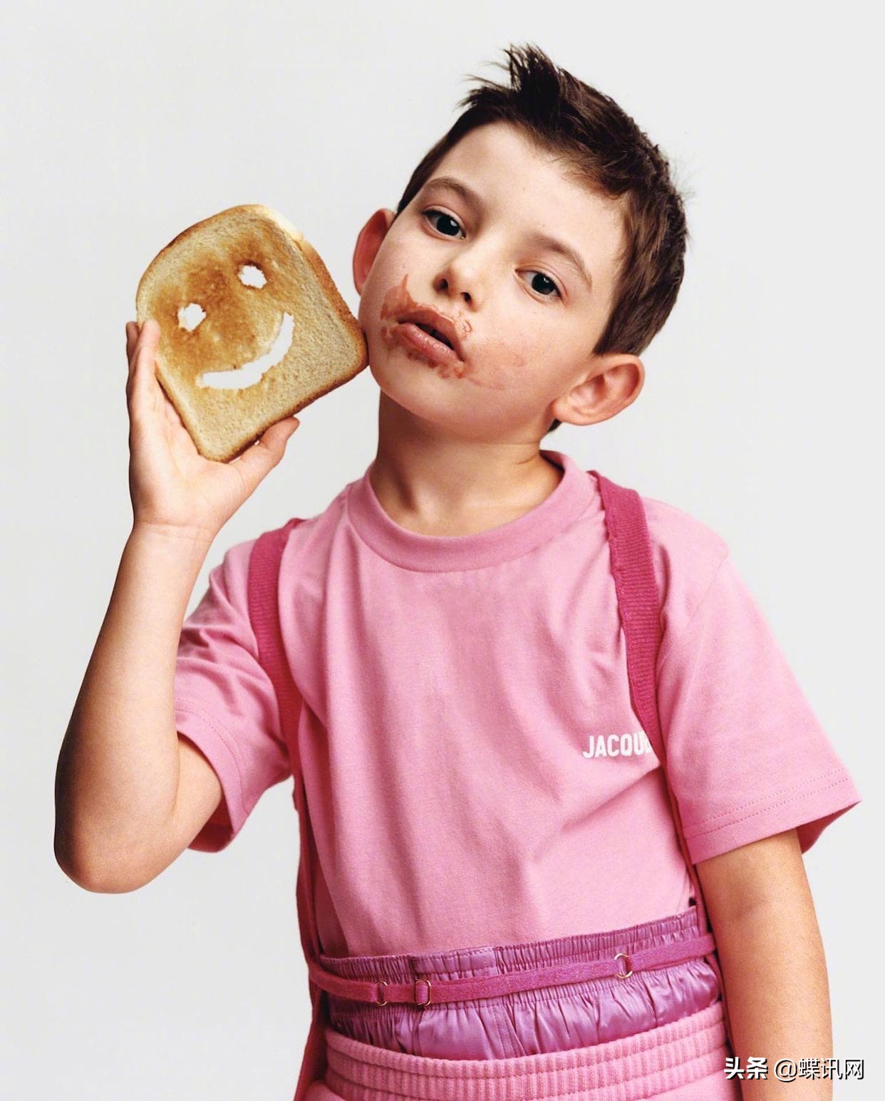 jacquemus2021女装发布会,jacquemus秋冬巴黎时装周