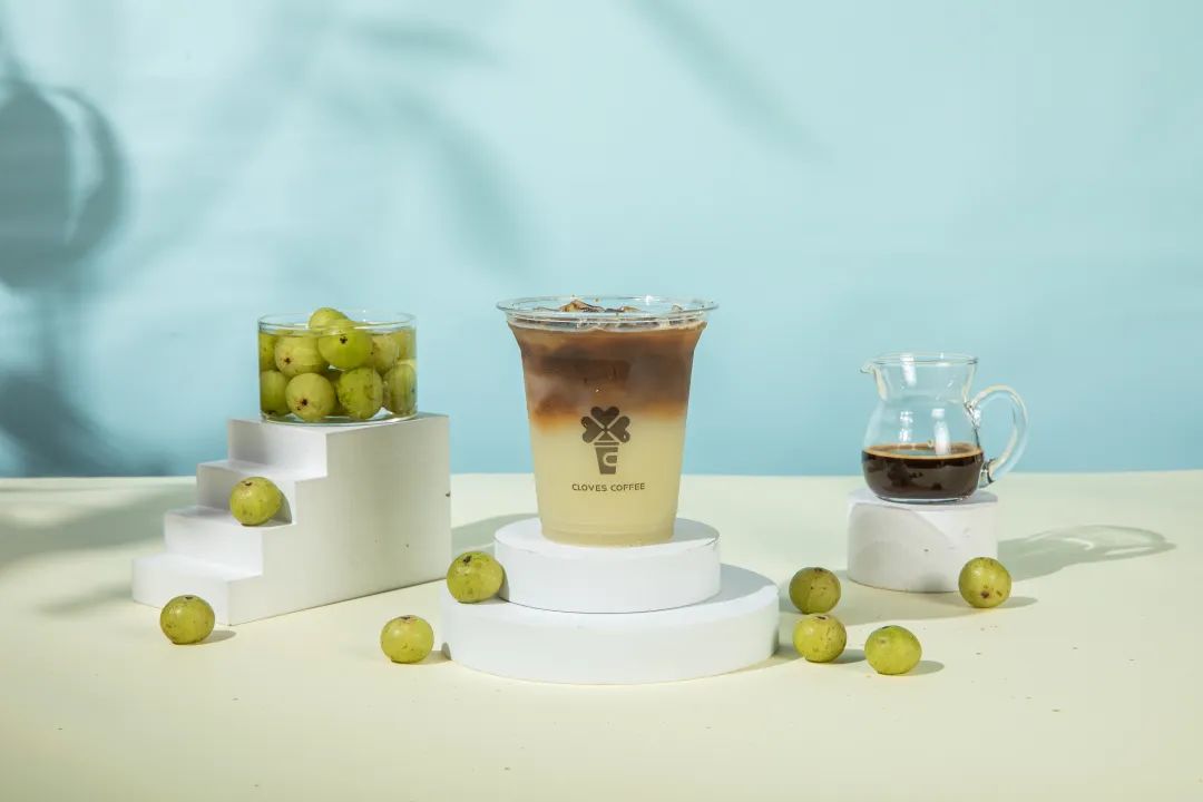 用“微停留”代替“第三空间”，四叶咖如何做单店数十万月营收