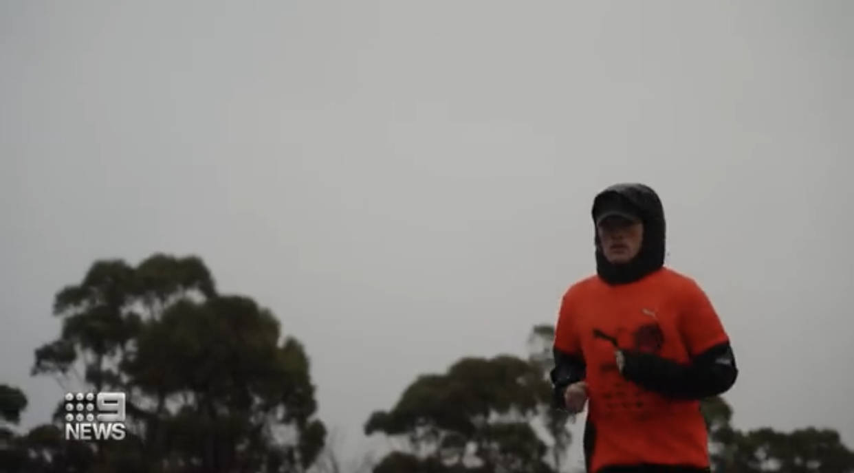 26岁小伙流浪400天,小伙48小时奔波4000公里