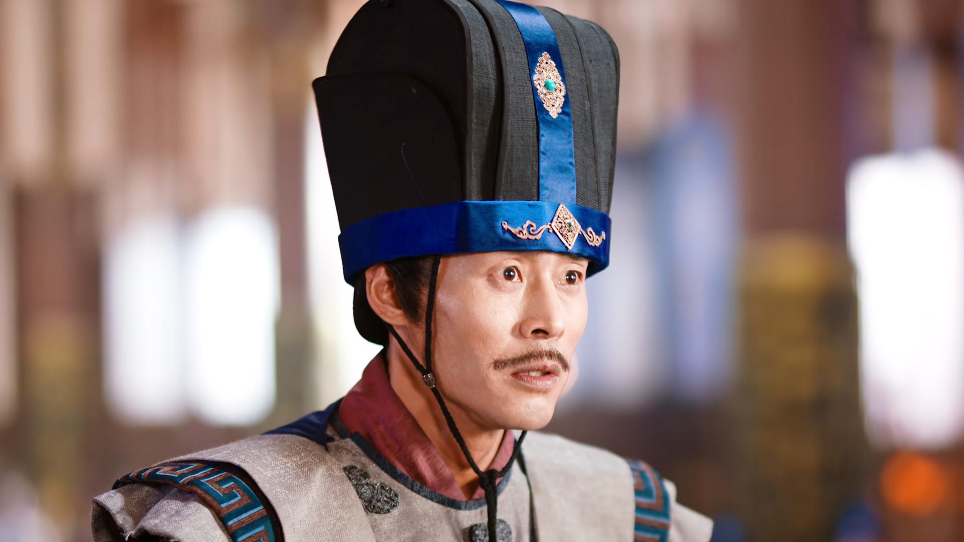 城主大人1：女子被迫穿男装当皇帝，成年后还被妃子追着要同房！