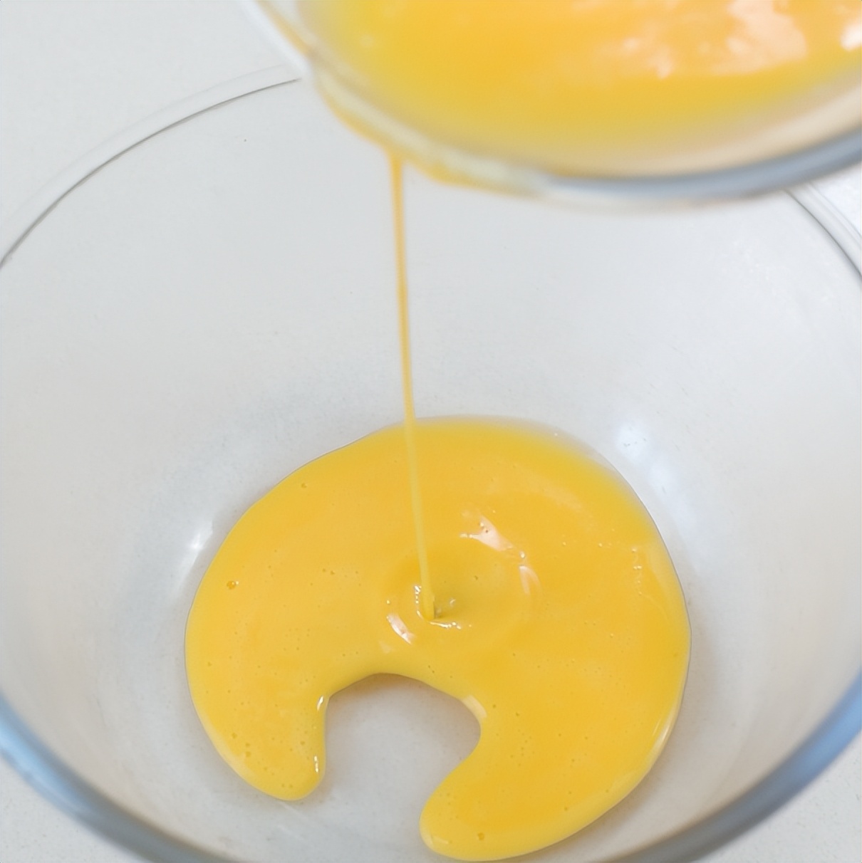 记住这个重点,蛋糕糊做好摆上半小时,依然蓬松暄软不消泡