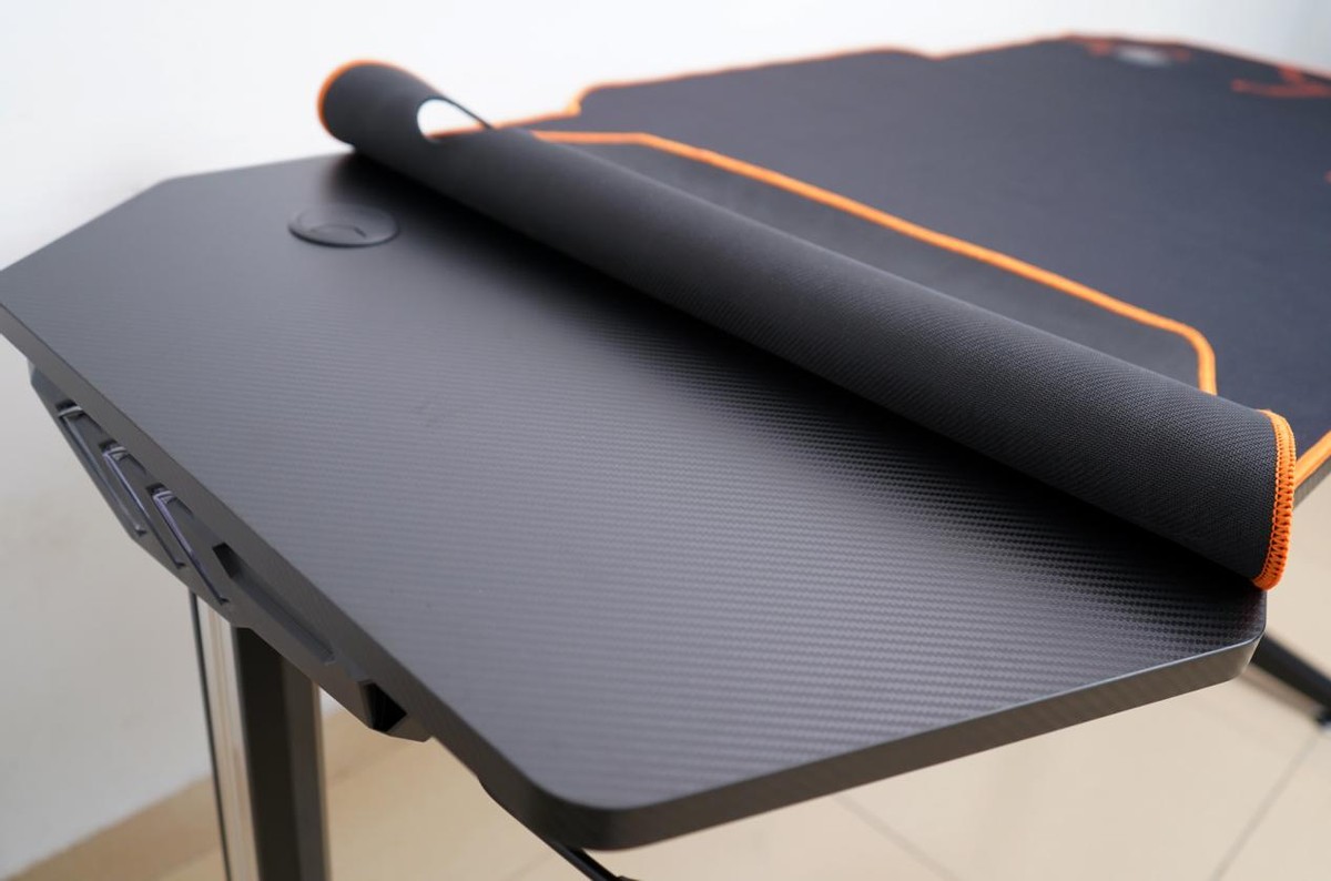 安德斯特手动电竞桌,安德斯特电竞椅推荐测评