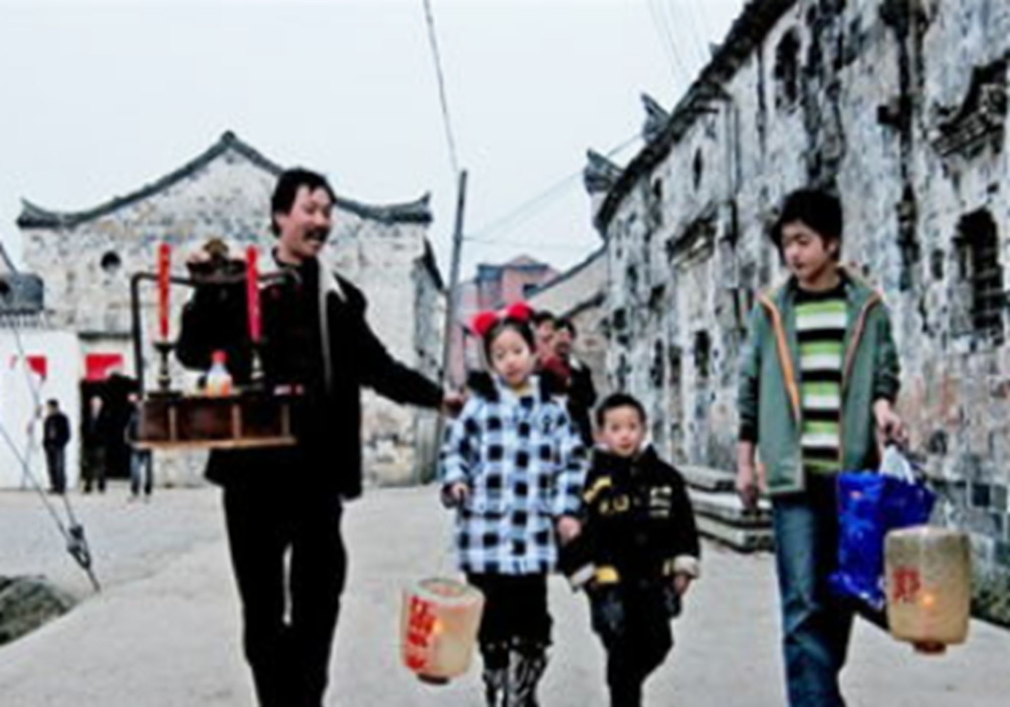 被烦人亲戚教育怎么礼貌回怼,亲戚逗孩子要回怼亲戚吗