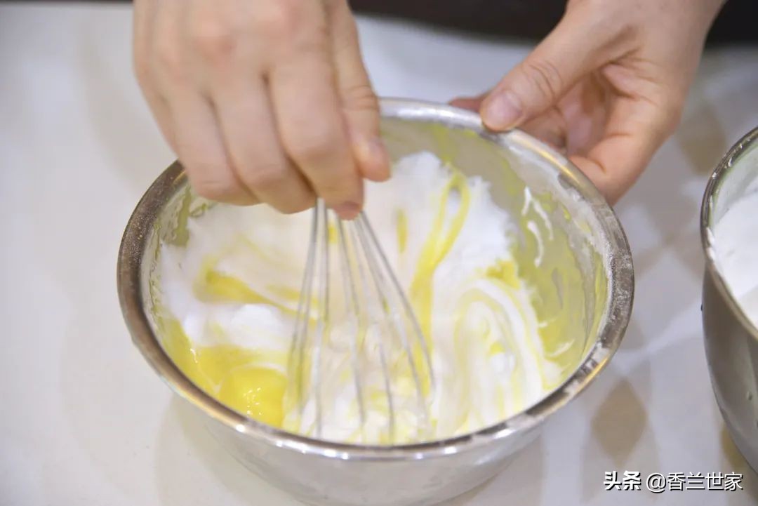 香兰纸杯蛋糕教程,香兰蛋糕制作教程