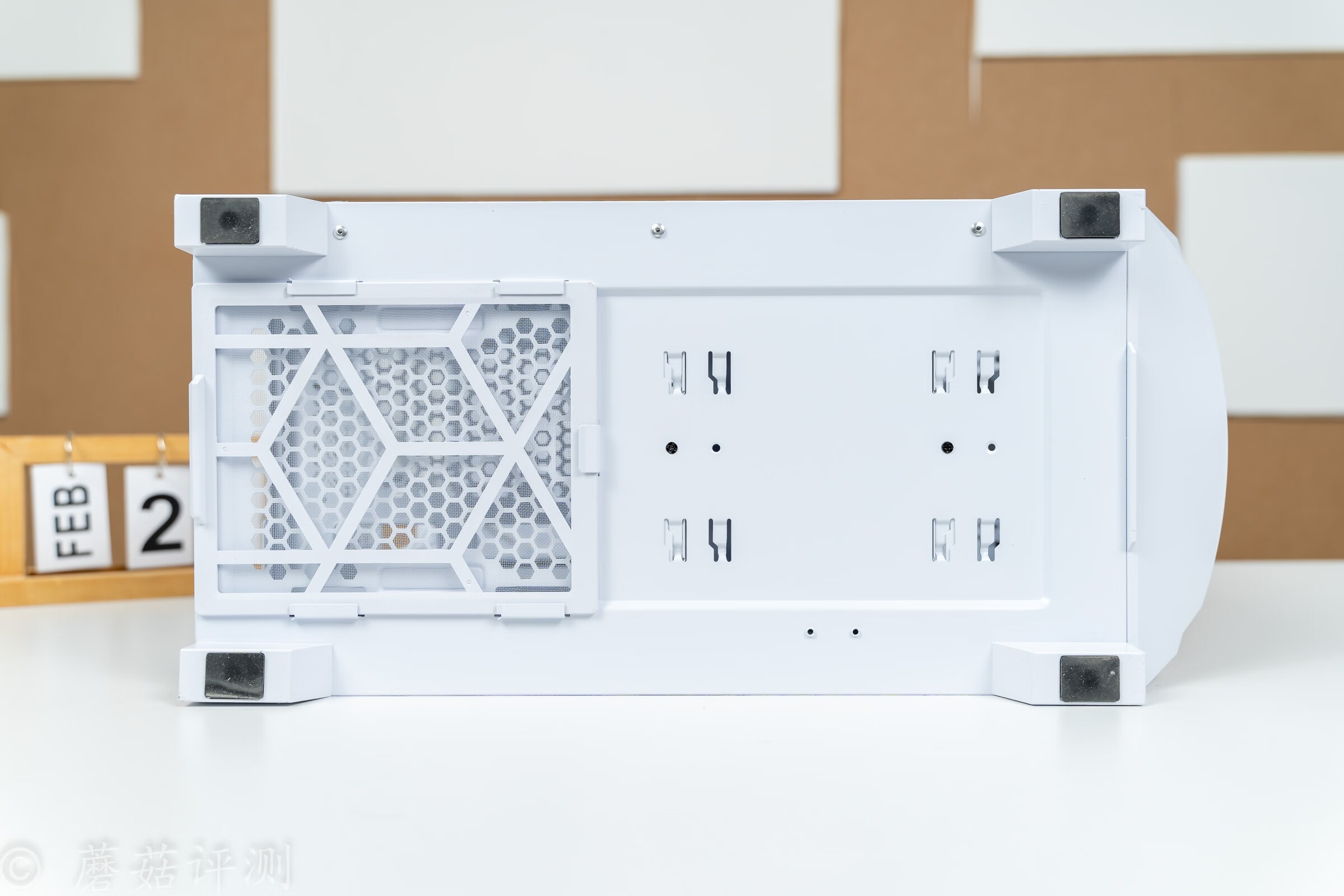 安钛克性价比最好的机箱,散热好不积灰的机箱