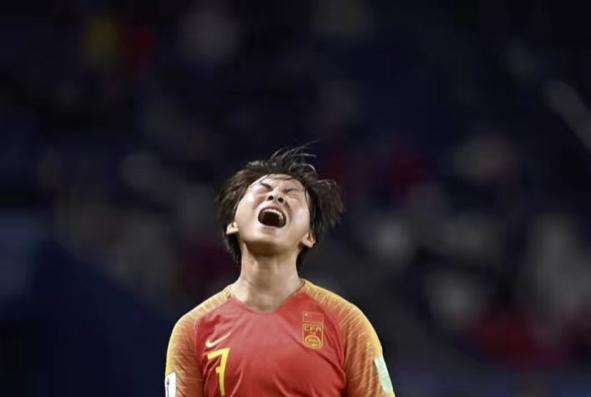 你永远可以相信逆境中的中国女足,放弃百万年薪只为中国而战