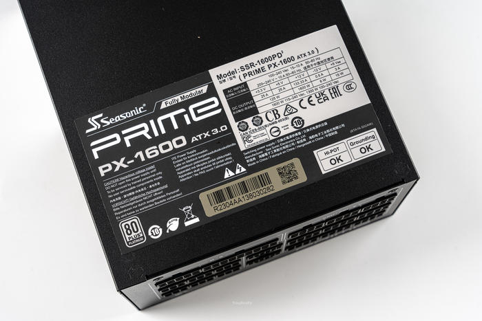 华硕proart4070ti开箱,华硕proartx670配什么显卡