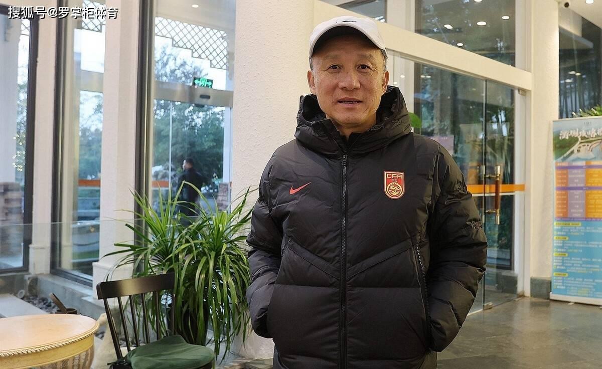 中国男足2比1赢球,中国男足2比0击败日本