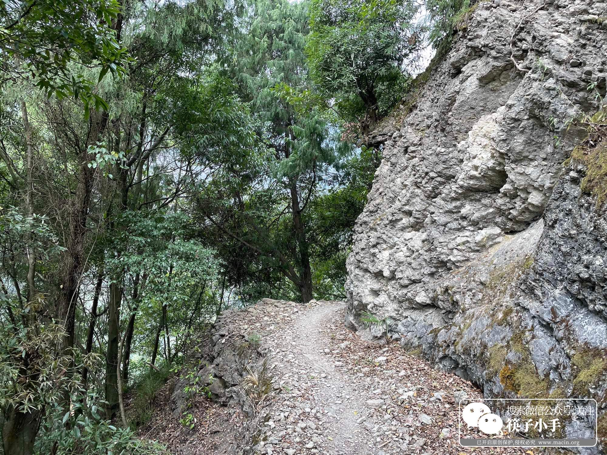 悬崖村步行道原来的样子,凉山悬崖村徒步