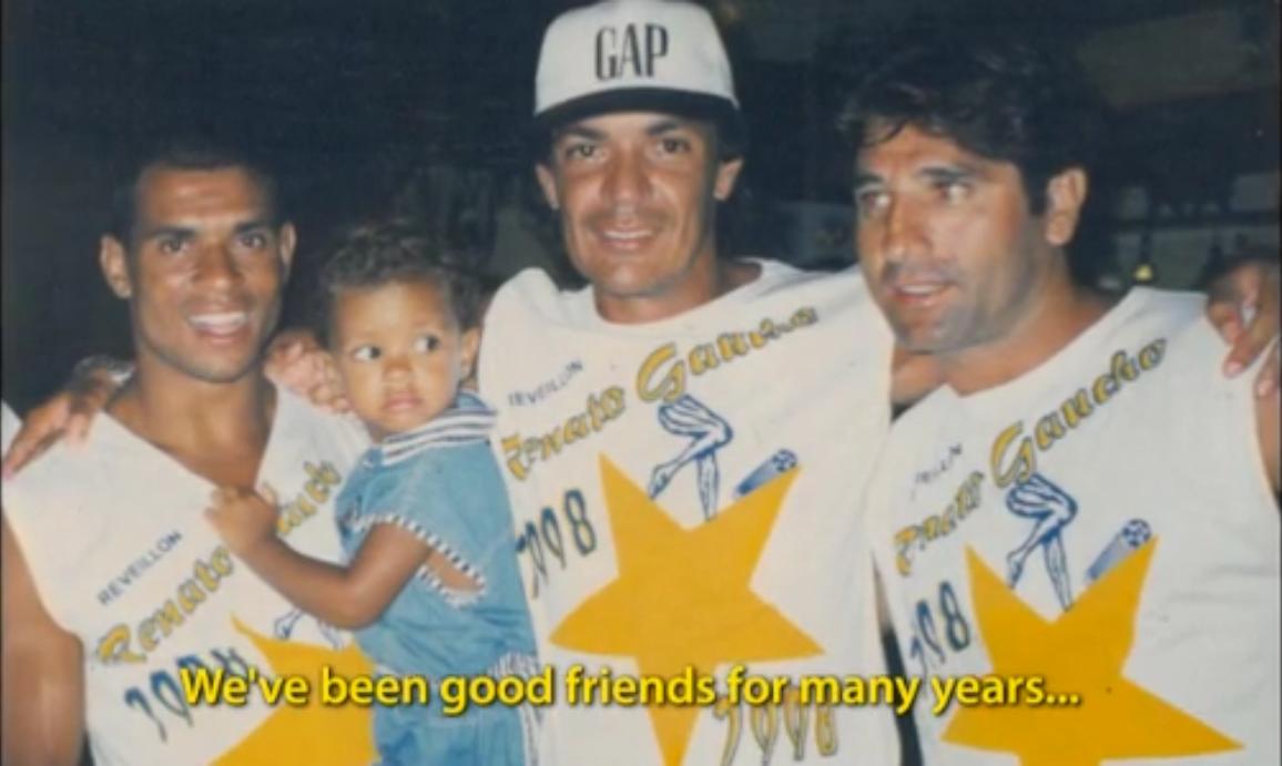 巴西球王连获两次世界杯,靠努力最后成功的足球巨星