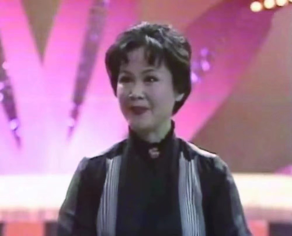 李谷一走出丧偶阴影视频,李谷一过去的事