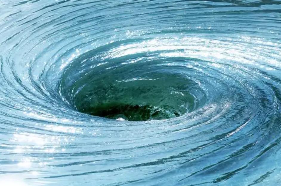 地球内部正在不断的吞噬大量的水,地球正在喝水每年都吃掉了多少水