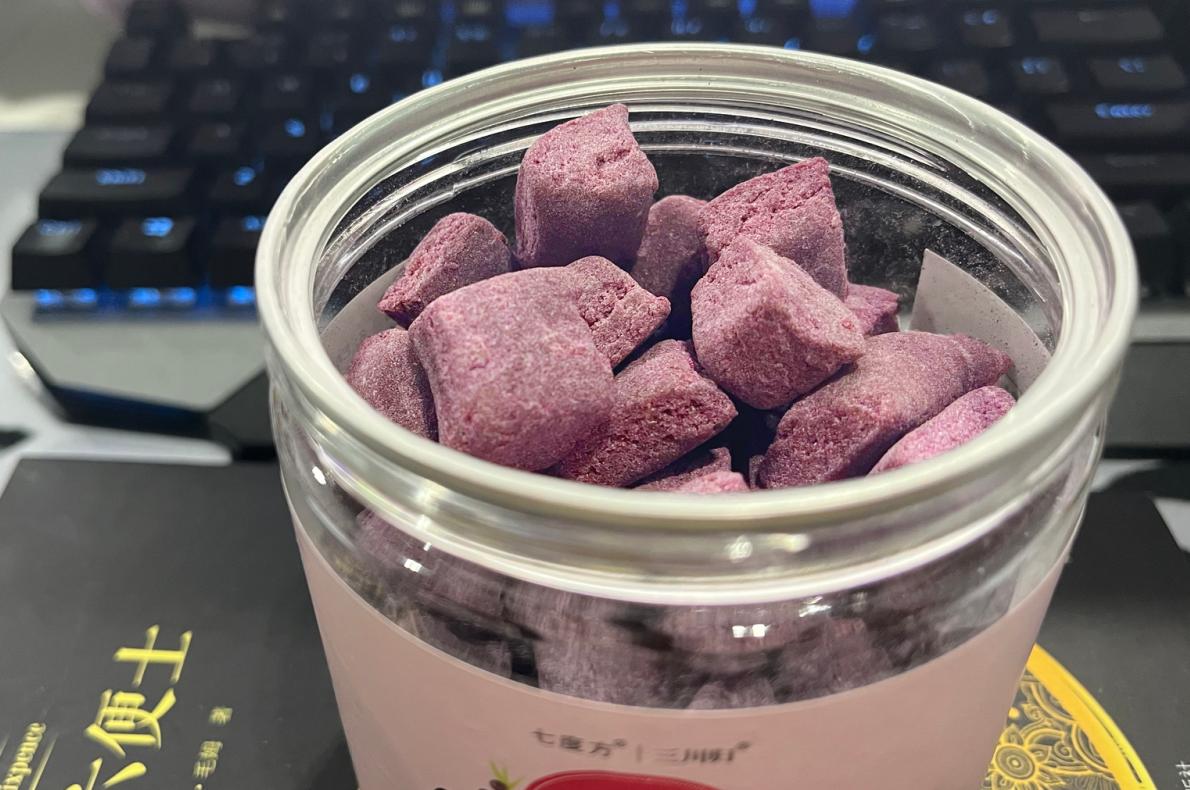 女生提醒你的征兆,初恋感很强的女生特征