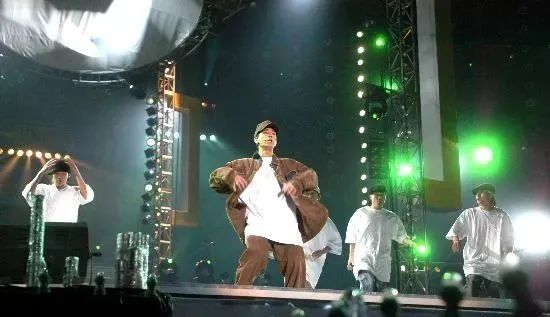 造假还翻车，丑相百出！细扒这9个明星荒唐事，一个比一个离谱