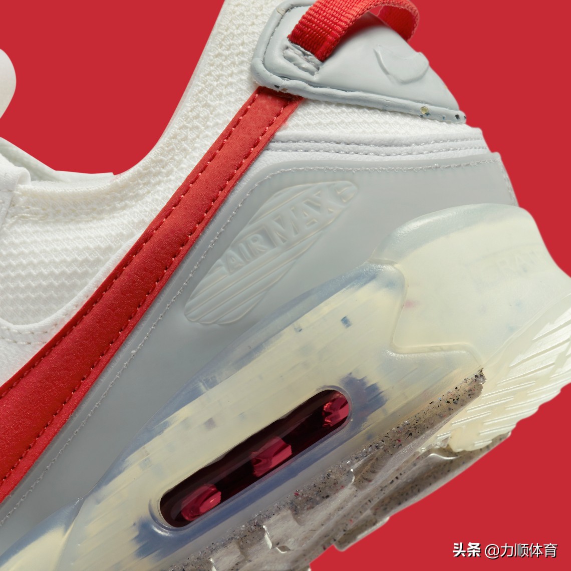 Nike环保AirMax90Terrascape以干净的“OffWhite/Red”二重奏出现