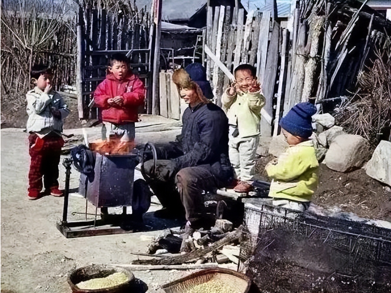 80年代小飞机目击者为什么是儿童,8090童年神秘小飞机照片