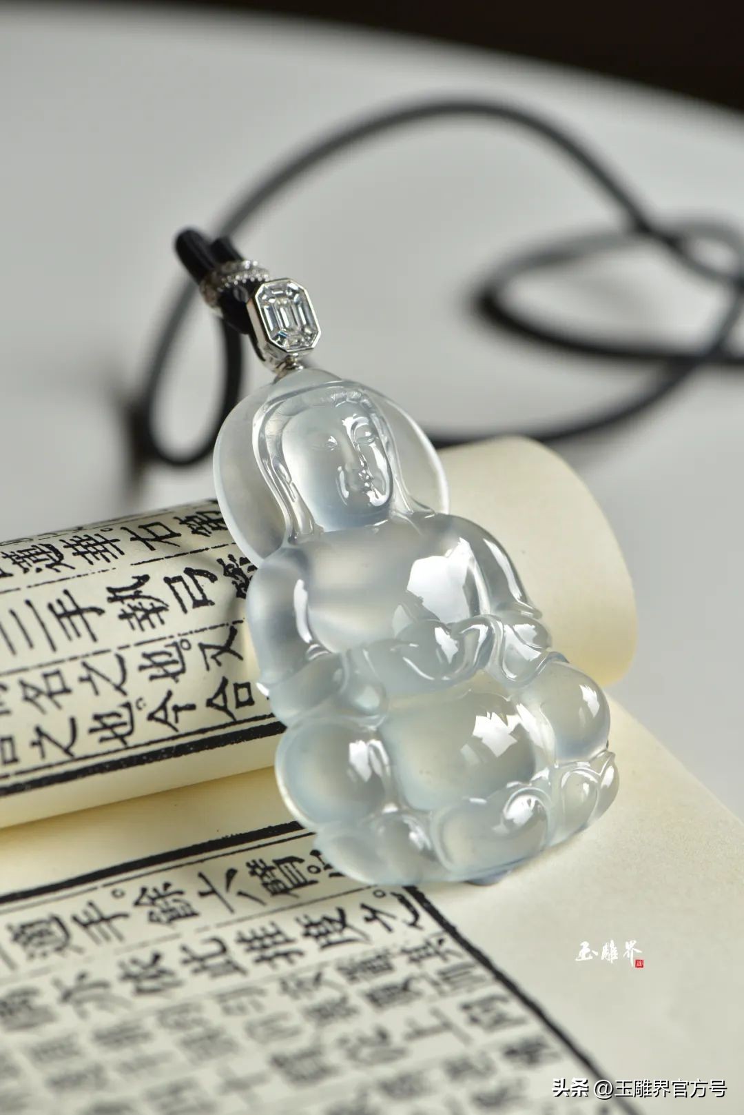 老外喜欢翡翠饰品吗,外国人喜欢的翡翠品种