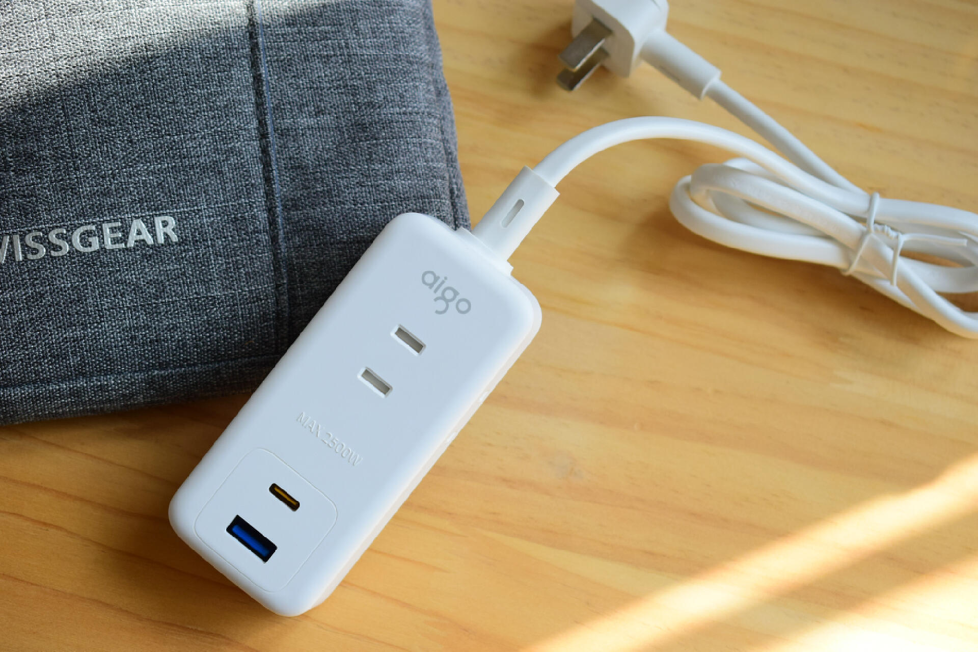 aigo16a插座,aigo电源插座