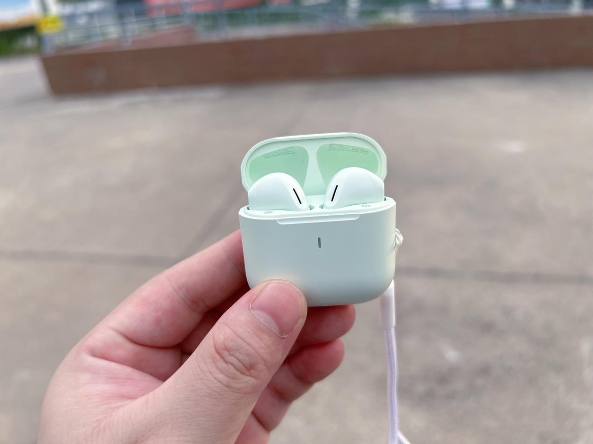 魅蓝blusmini功能介绍,魅蓝blusmini三个孔